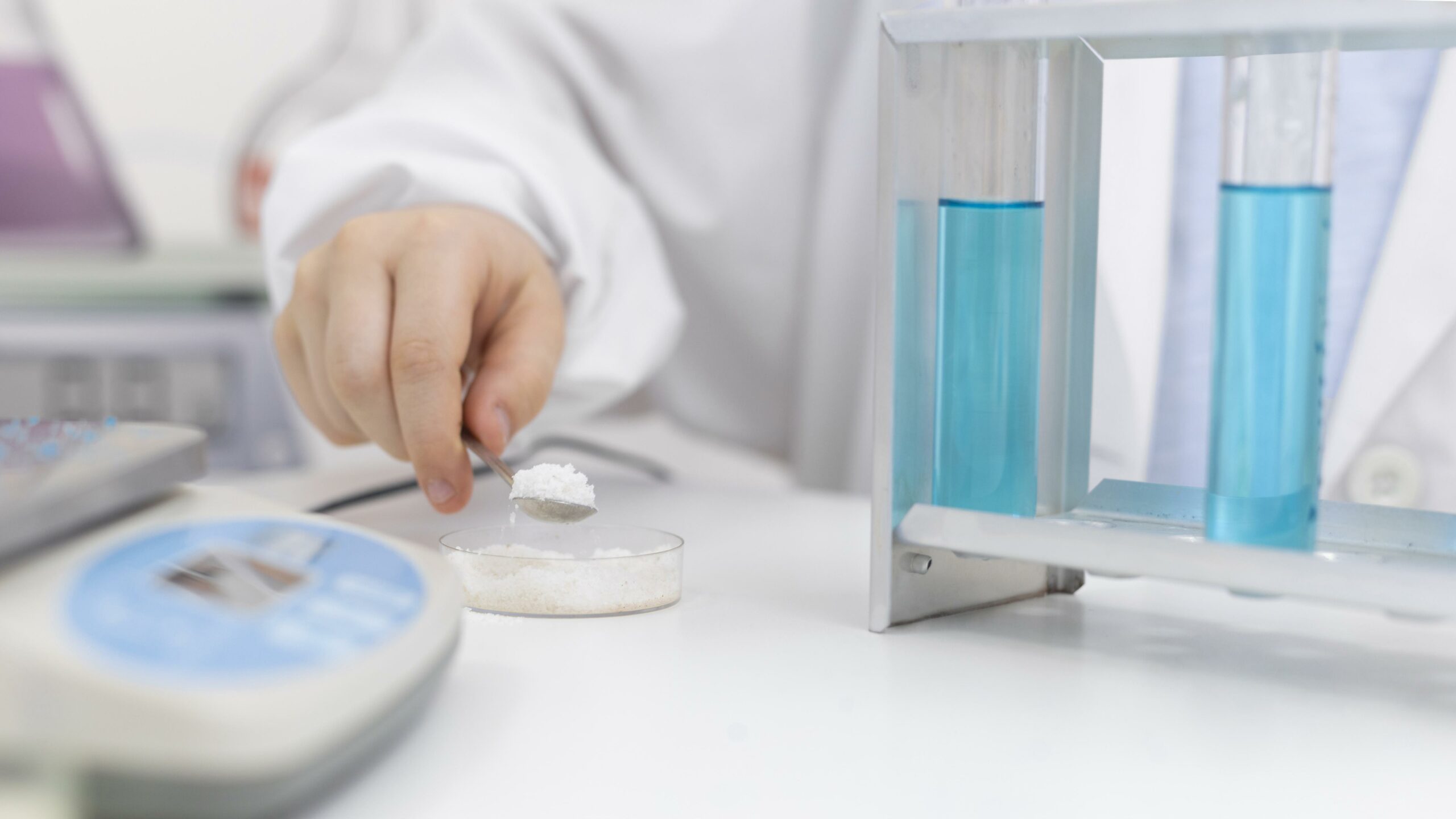 LABORATORIO GALENICO 